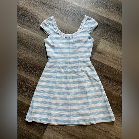 Lilly Pulitzer Rylan Dress Blue and White Stripes - Picture 6 of 11